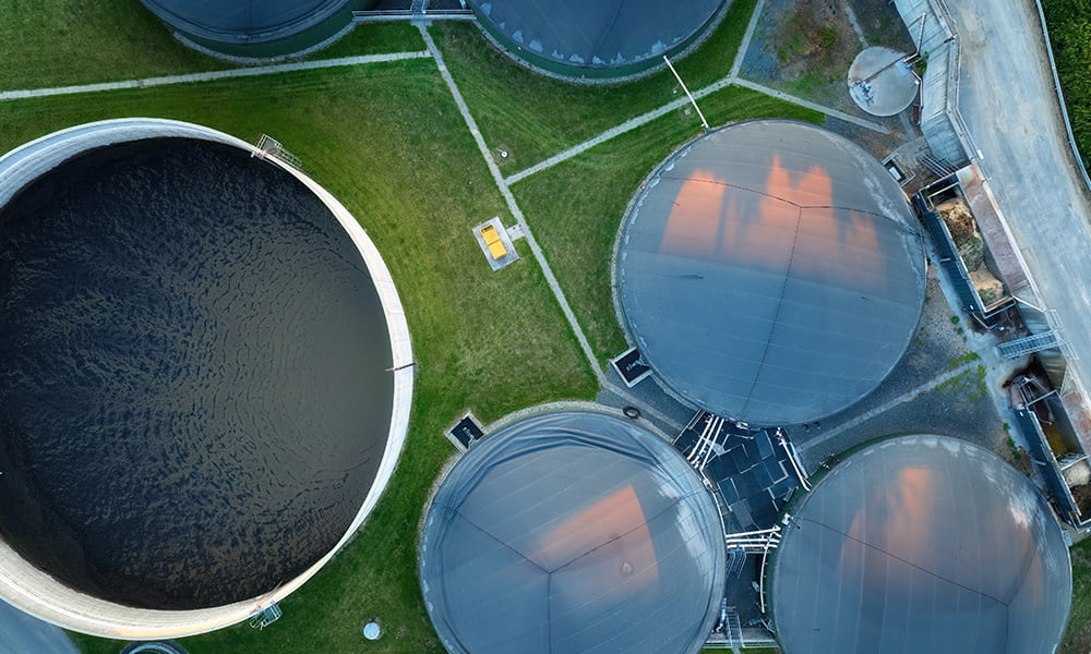 Slurry storage tanks